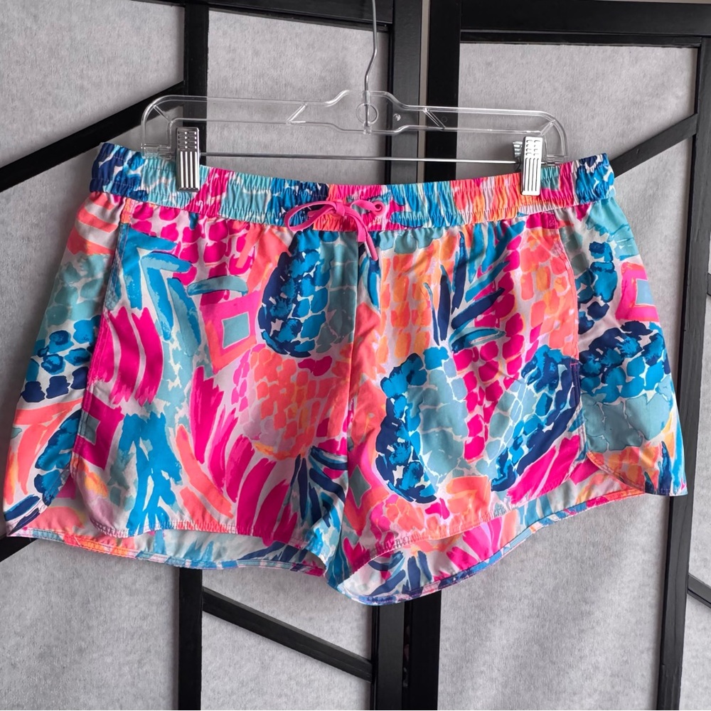 Lilly Pulitzer Run Around Shorts
